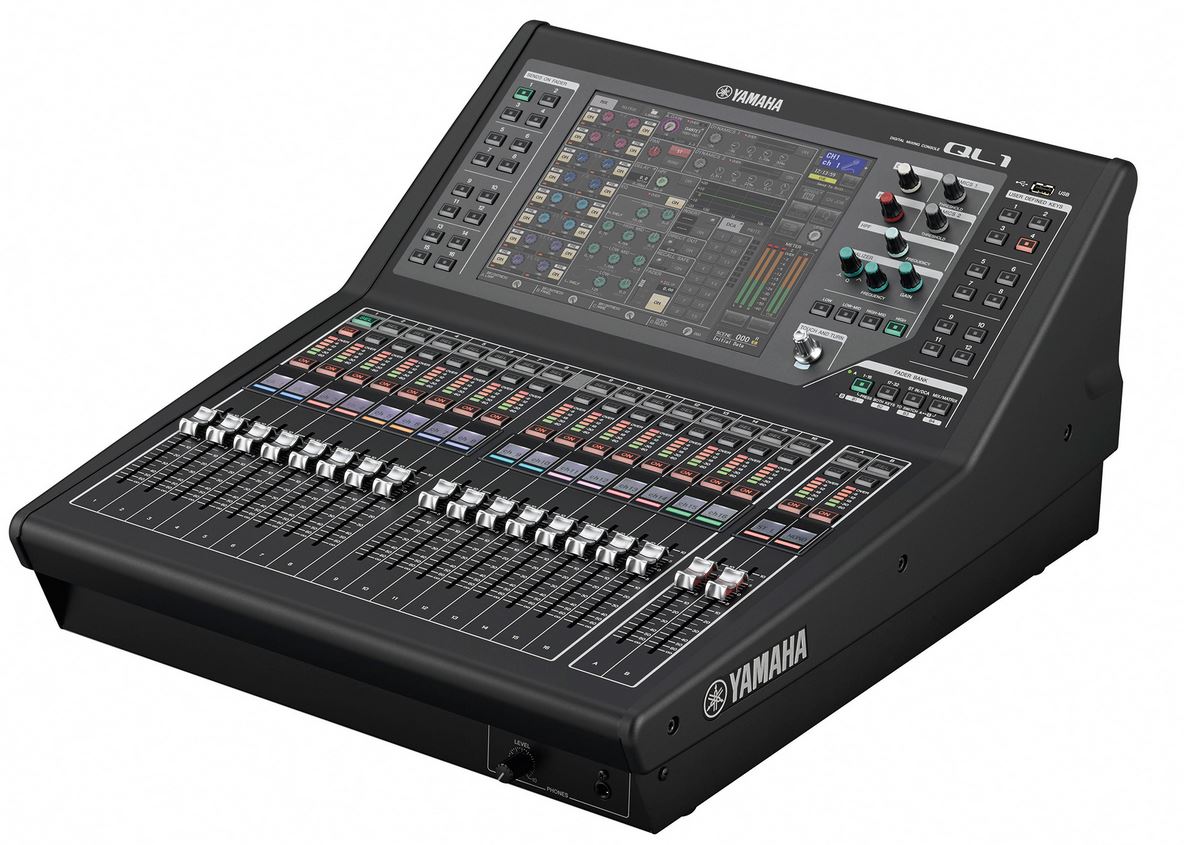 Yamaha QL1 32 Channel Digital Mixing Console